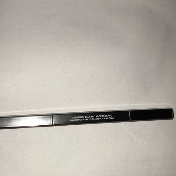 Huda Beauty Bomb Brows Microfine Eyebrow Pencil in 2 Neutral Blonde - Picture 3 of 4